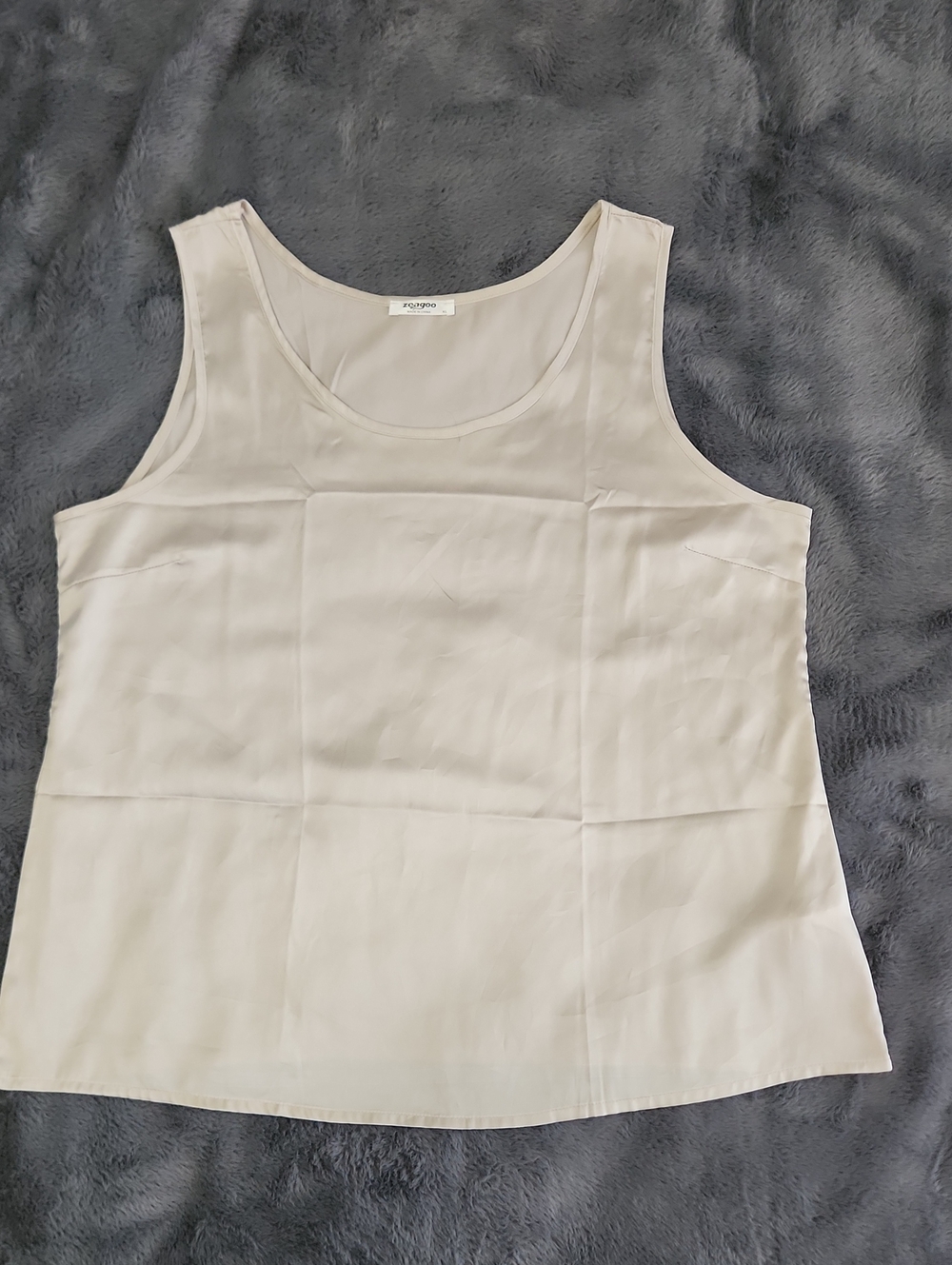 zeagoo Soft Cream Scoop Neck Tank Top